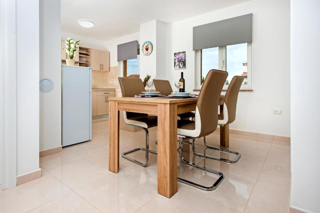 Aria Room And Apartmant Fuga Rovinj Buitenkant foto