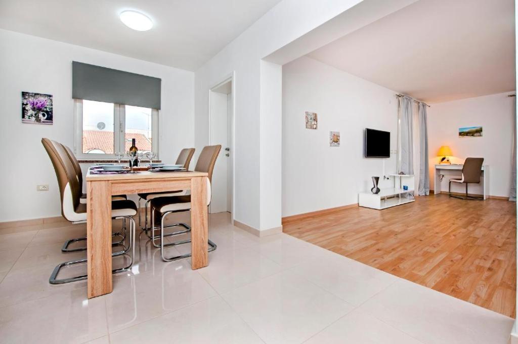 Aria Room And Apartmant Fuga Rovinj Buitenkant foto